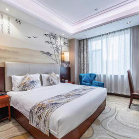 【亚欧酒店】悠享精致大床房