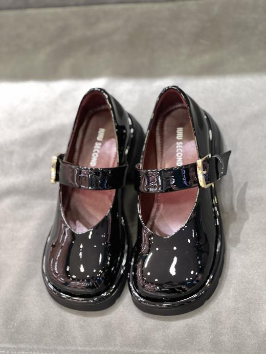 IUIU SECOND 2022新款娃娃头厚底漆皮玛丽珍单鞋U22CE37421 商品图5