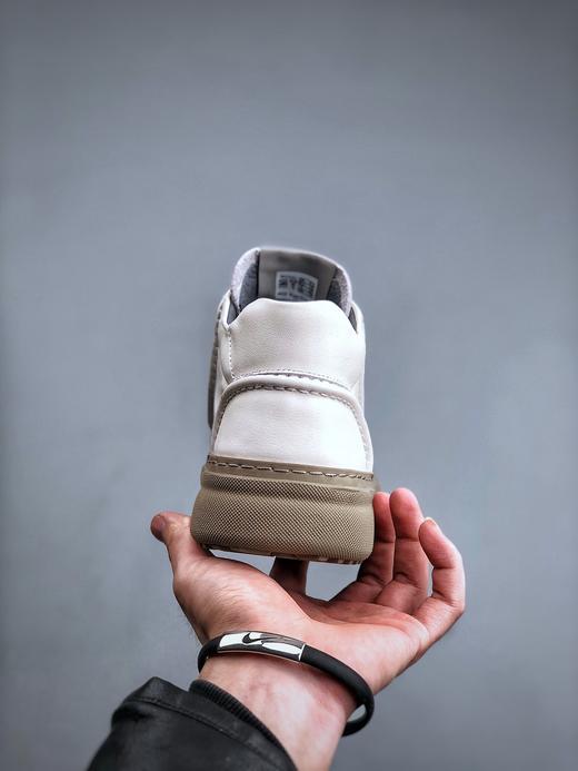 点此购买 爱步柔酷7号系列男士休闲板鞋 dx 244693 商品图7