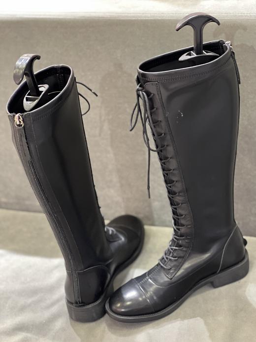 IUIU SECOND 新款秀气圆头平跟后拉链骑士靴长筒靴U21DQ45321 商品图3