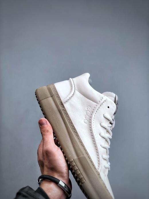 点此购买 爱步柔酷7号系列男士休闲板鞋 dx 244693 商品图6