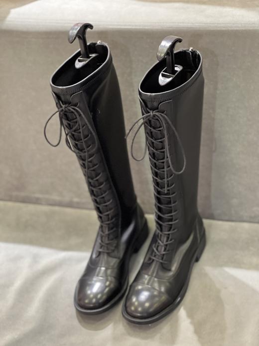 IUIU SECOND 新款秀气圆头平跟后拉链骑士靴长筒靴U21DQ45321 商品图0