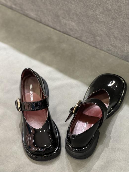 IUIU SECOND 2022新款娃娃头厚底漆皮玛丽珍单鞋U22CE37421 商品图4