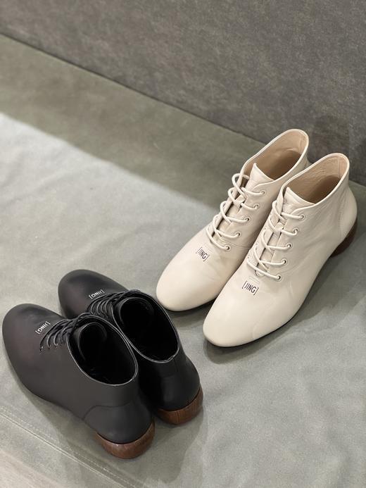 IUIU SECOND 新款英伦风系带深口单鞋踝靴U21DS42328 商品图5