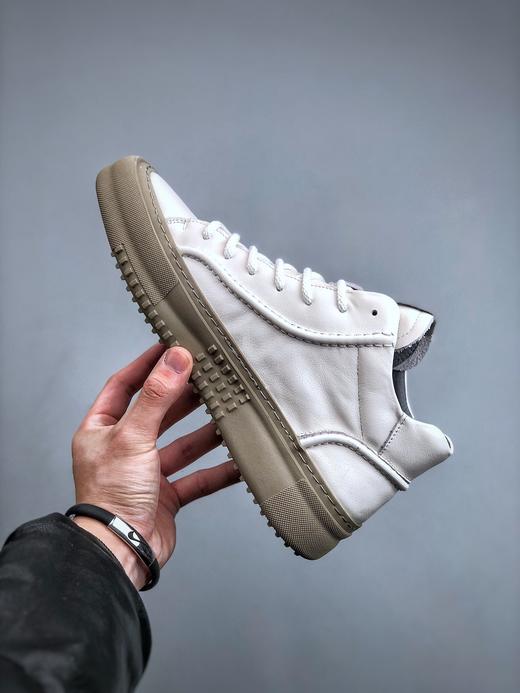 点此购买 爱步柔酷7号系列男士休闲板鞋 dx 244693 商品图2