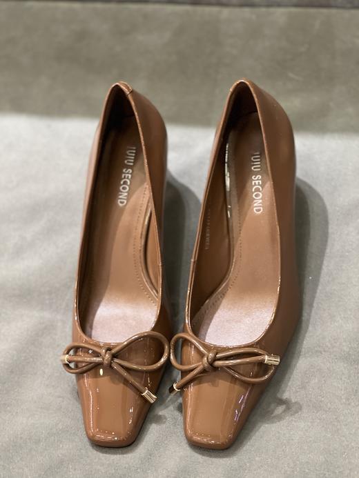 IUIU SECOND 2022新款小方头蝴蝶结浅口中跟单鞋U22CE37471 商品图1