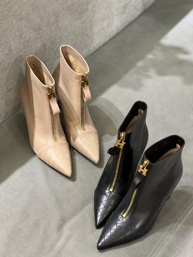 IUIU SECOND 新款时尚尖头前拉链短靴踝靴U21DS44431