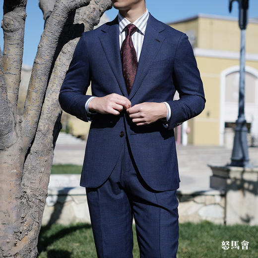 Stylbiella Central 澳洲美丽诺羊毛藏蓝色暗亲王格全麻衬套装 商品图3