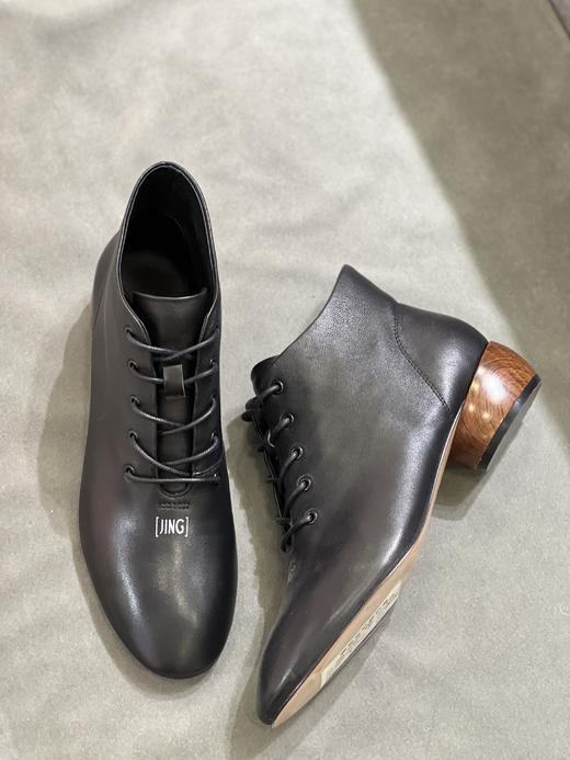 IUIU SECOND 新款英伦风系带深口单鞋踝靴U21DS42328 商品图4