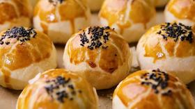  蛋黄酥 ——新良中式面点粉&中式糕点粉