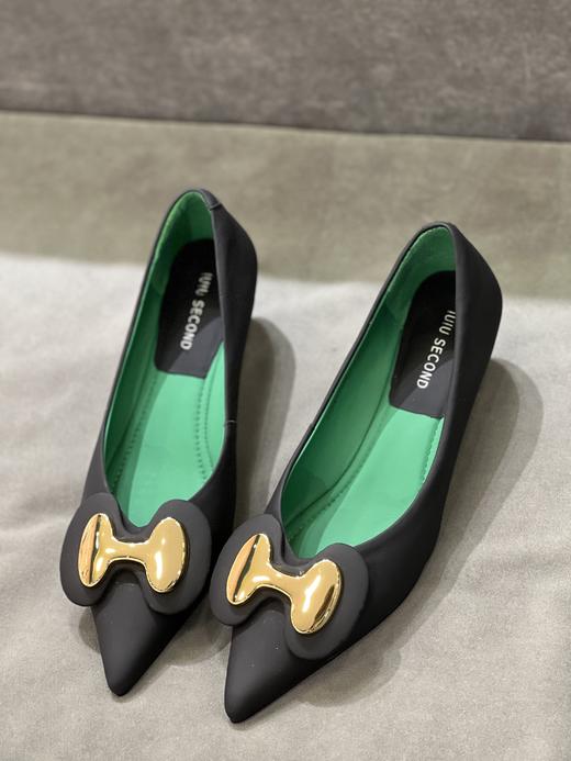 IUIU SECOND 2022新款尖头浅口饰扣浅口单鞋U22CE37541 商品图1