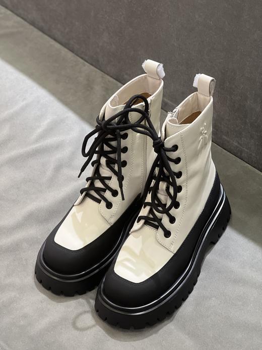 IUIU SECOND 2022新款百搭圆头帅气马丁靴U22DS44731 商品图1