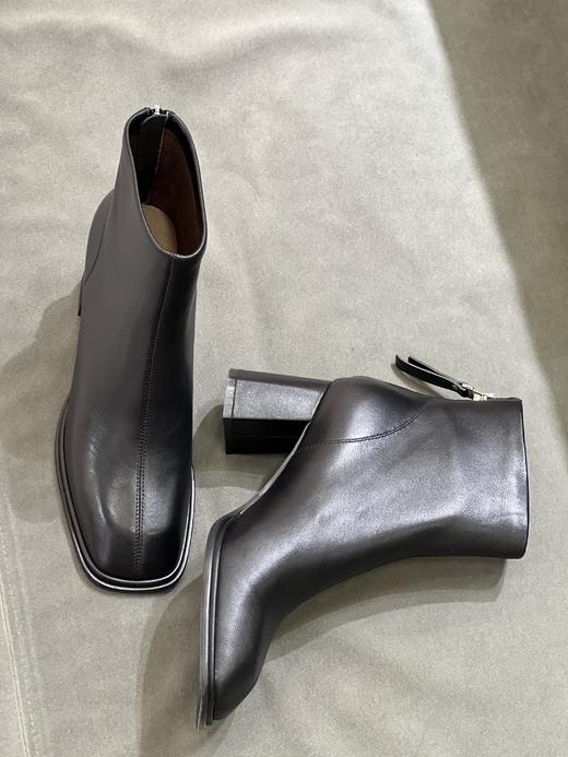 IUIU SECOND 新款法式方头后拉链切尔西短靴U21DS44521 商品图4