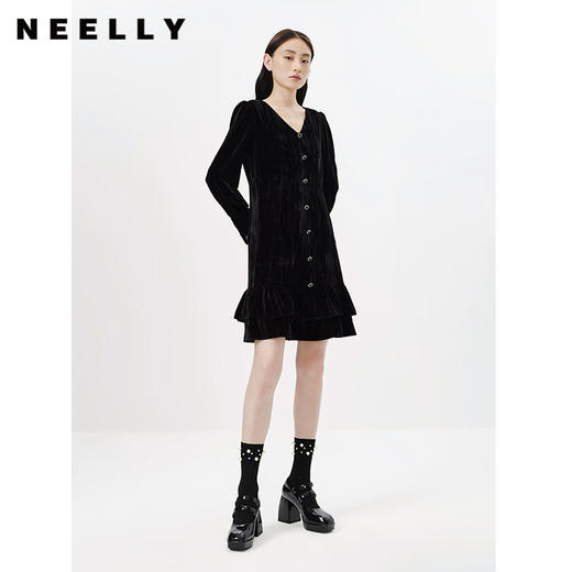 NEELLY纳俪商场同款黑色连衣裙女气质v领中长款A字裙春季新款N23011Y01019 商品图1