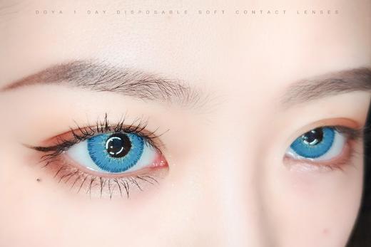 Doya日抛--异色蓝（由于cos片花纹特殊性，遮瞳率较高，不能接受勿拍哦） 商品图2
