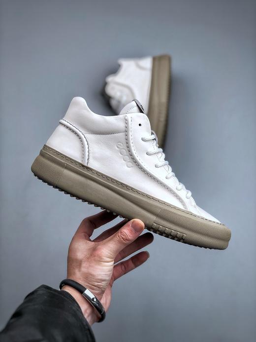 点此购买 爱步柔酷7号系列男士休闲板鞋 dx 244693 商品图4