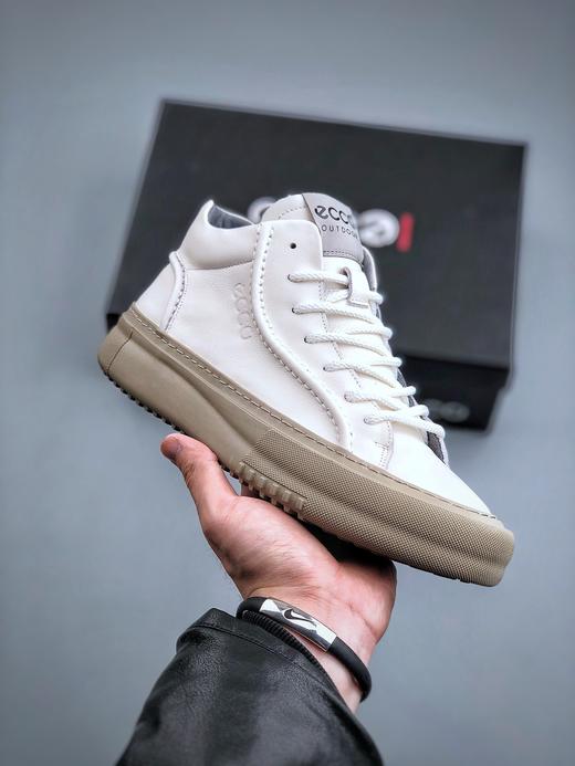 点此购买 爱步柔酷7号系列男士休闲板鞋 dx 244693 商品图0