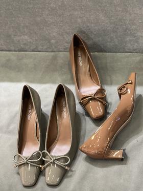 IUIU SECOND 2022新款小方头蝴蝶结浅口中跟单鞋U22CE37471