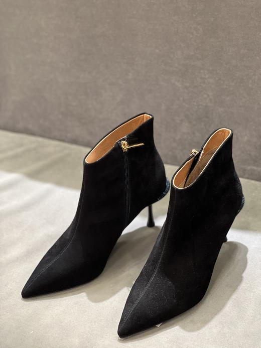 IUIU SECOND 2022新款尖头细磨砂侧拉链短靴踝靴U22DS44871 商品图3