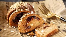  高纤红糖提子软欧 ——黑金软欧面包粉