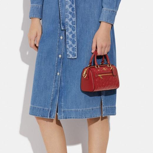 Coach 浮雕老花波士顿包 新年红迷你❤️只要￥1100直邮到手！ 商品图3