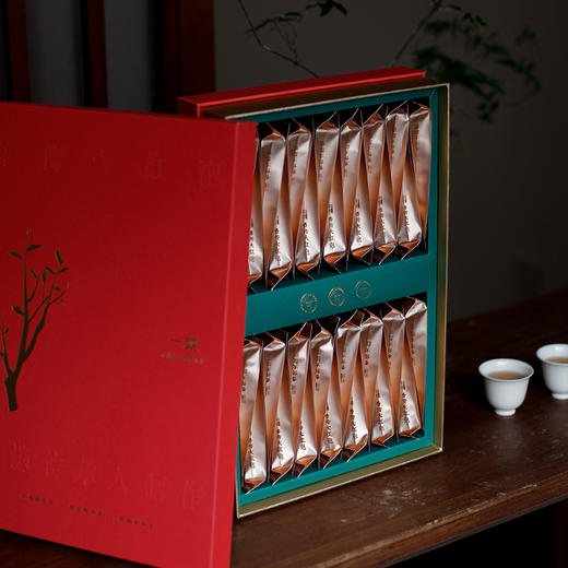 香传大红袍 乌龙茶 249g/盒 商品图3