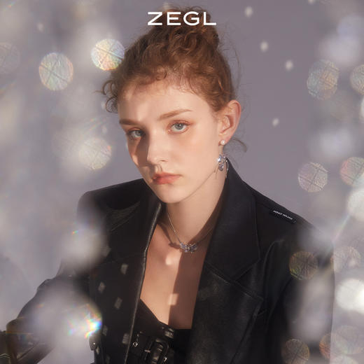 ZEGL复古赫本风花朵耳环女小众设计感高级耳钉气质不对称秋冬耳饰 商品图5