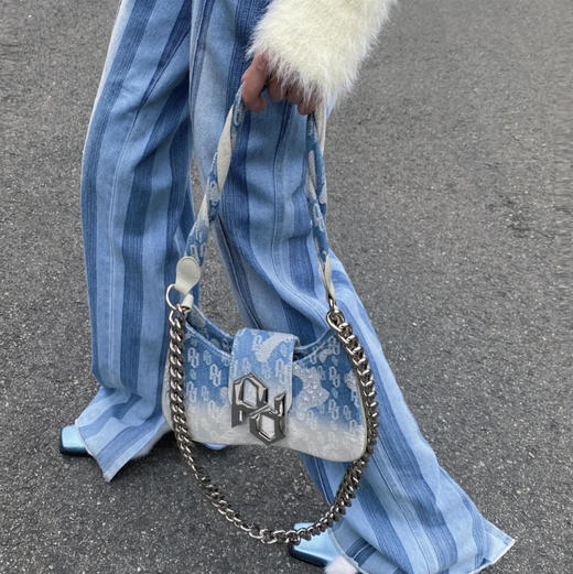 中号屁股包 商品图3