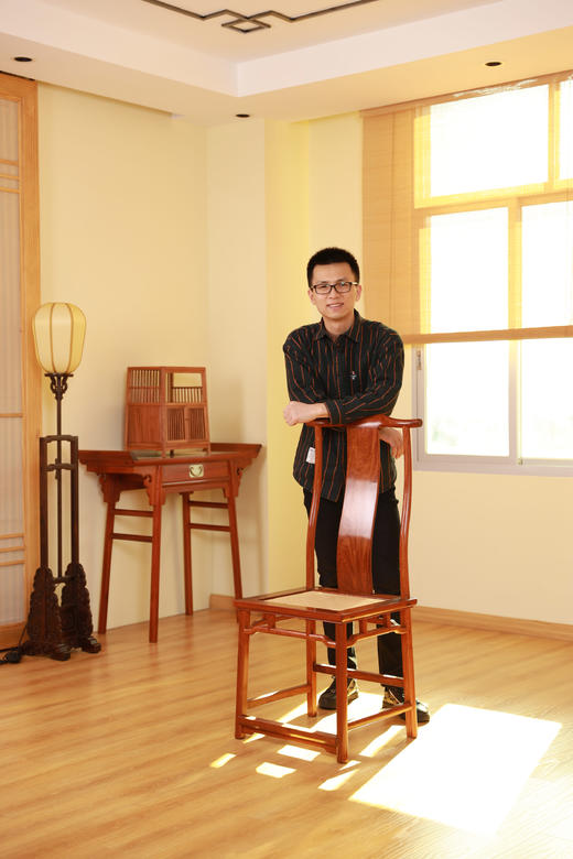 红桥红  家具严选  缅甸花梨（大果紫檀）【马未都 S背 灯挂椅】 商品图3