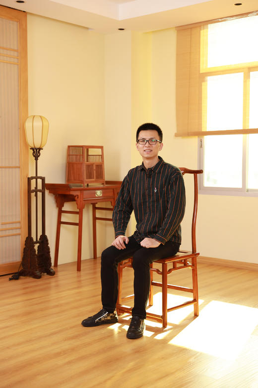 红桥红  家具严选  缅甸花梨（大果紫檀）【马未都 S背 灯挂椅】 商品图2