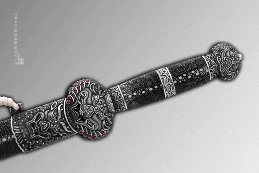 三希堂  乌骓系列  陨铁关宁剑  未开刃 商品图3