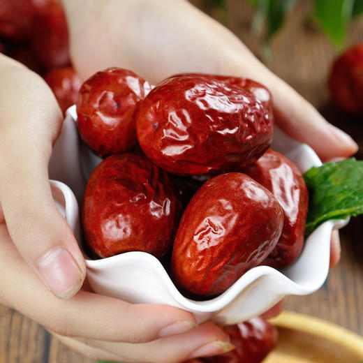 巴山新疆大红枣500g 和田红枣干骏枣零食非免洗新枣特大六星新货 精选新疆大枣 商品图1