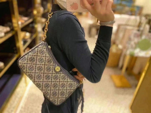 TORY BURCH 汤丽柏琦 TB 新款提花拉链斜挎腋下包 商品图3