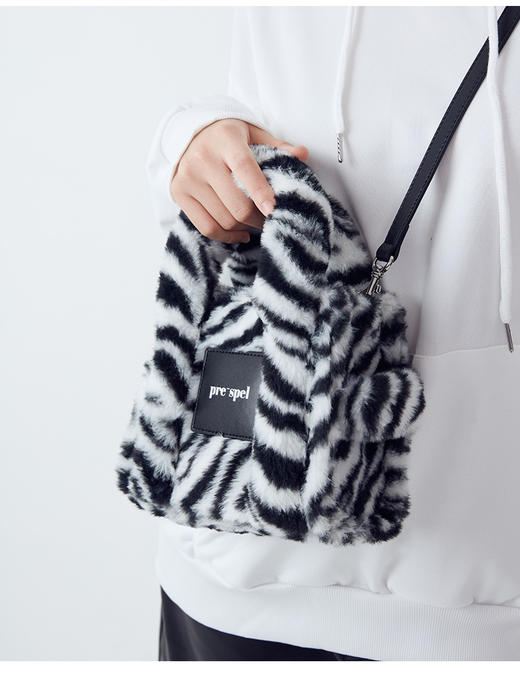 小号毛绒托特包 商品图1