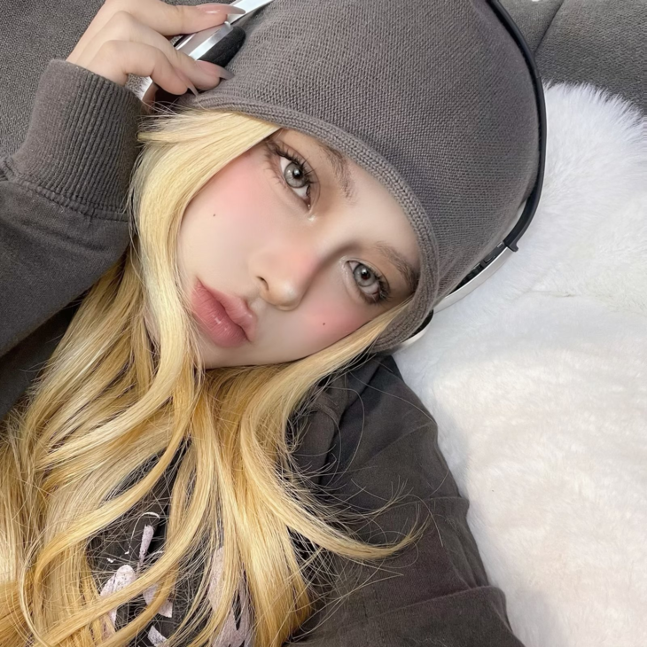 1000g0o01ijuqt94ak0005nj9jctg9djlr39u1u8