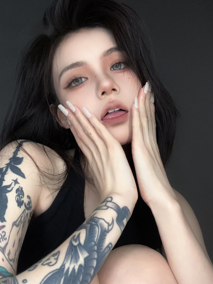 1000g0o01ijuqtreb40005nj9jctg9djllc5vje0