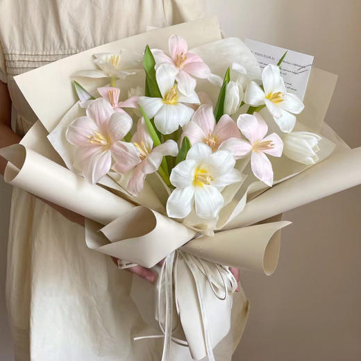 最耀眼的你 (混色郁金香花束) 商品图2