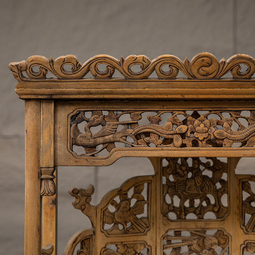 清 楠木透雕麒麟纹五屏风式镜台 商品图1