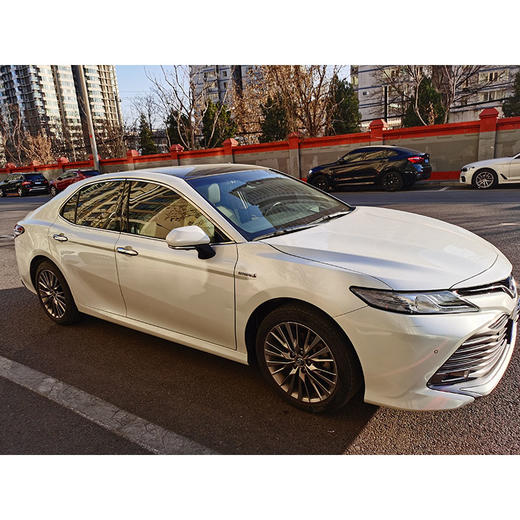 丰田	凯美瑞 双擎 旗舰版【长租-北京】 商品图2