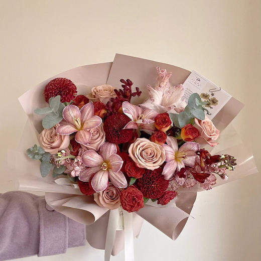 烟花船 (红色系混搭花束) 商品图3