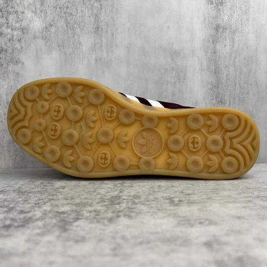 秋冬特惠💰480 重磅联名 Adidas x GUCCI 三叶草logo与标志性三条杆为设计元素 商品图7