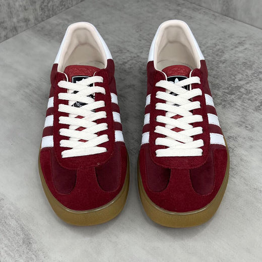 秋冬特惠💰480 重磅联名 Adidas x GUCCI 三叶草logo与标志性三条杆为设计元素 商品图3