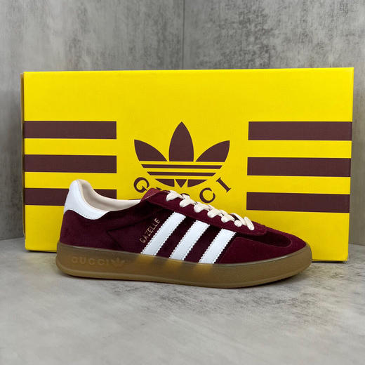 秋冬特惠💰480 重磅联名 Adidas x GUCCI 三叶草logo与标志性三条杆为设计元素 商品图0