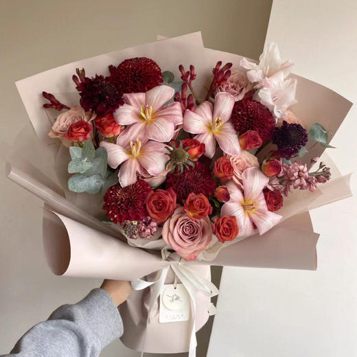 烟花船 (红色系混搭花束) 商品图2