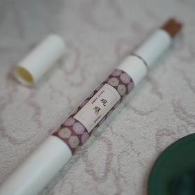 | 观照 |清风柏子 | 藏春 | 听香 | 旃檀 | 温肾纳气五行香 | 平安香  八款传统合香线香   高频使用场景  开启中式嗅觉审美生活