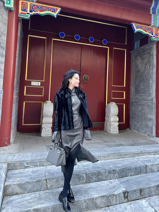 DUO智仙生 梦里踏雪新中式进口醋酸皮草收腰复古外套 商品图0