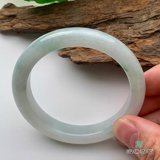 派瑞翡翠 翡翠手镯 糯种 飘花 商品图3