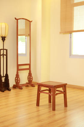 红桥红  家具严选  缅甸花梨(大果紫檀）  【41 素工线条方凳】