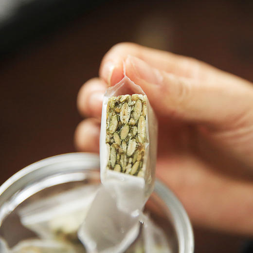 浔隐山 南瓜子酥 瓜子酥 酥糖风味糕点零食坚果点心下午茶200g/罐 商品图3