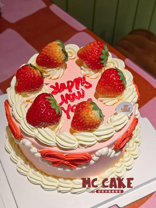 ins裱花草莓蛋糕 商品图0